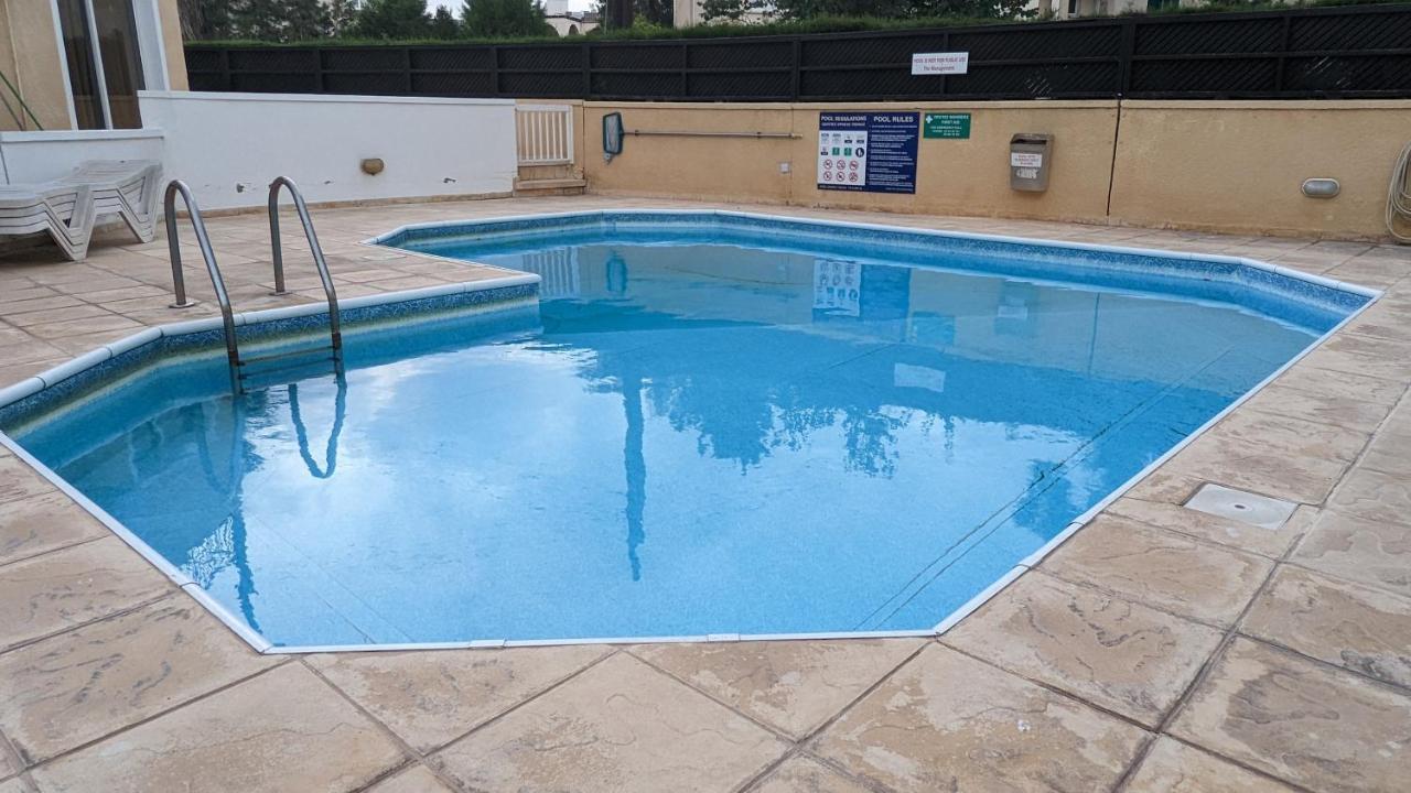 Stylish Garden Apartment At Paphos Harbour Экстерьер фото